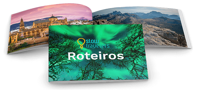 Mockup do PDF com os roteiros autorais da SlowTRAVELERS